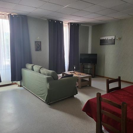 Le Clos Fleuri Bourg-de-Thizy Dış mekan fotoğraf