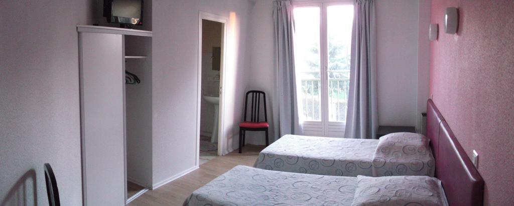 Le Clos Fleuri Bourg-de-Thizy Dış mekan fotoğraf