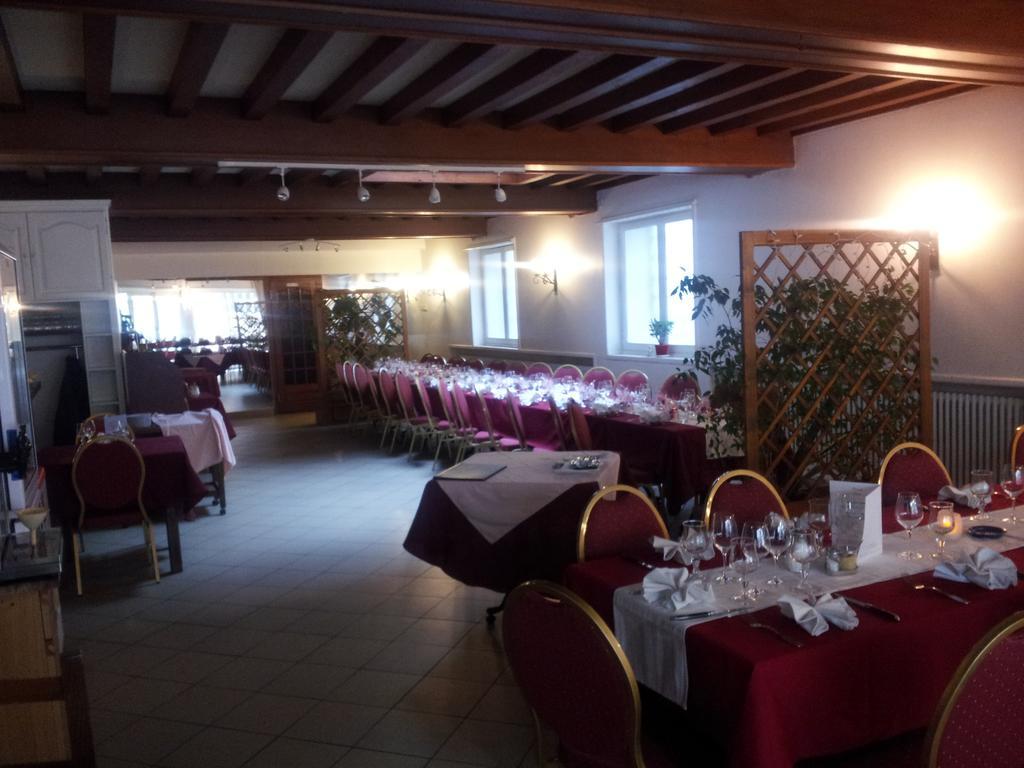 Le Clos Fleuri Bourg-de-Thizy Dış mekan fotoğraf