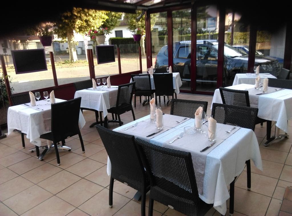 Le Clos Fleuri Bourg-de-Thizy Dış mekan fotoğraf